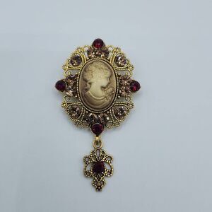 Gold Tone Acrylic Faux Cameo Victorian Style Red Creamish Brown Rhinestone Brooc